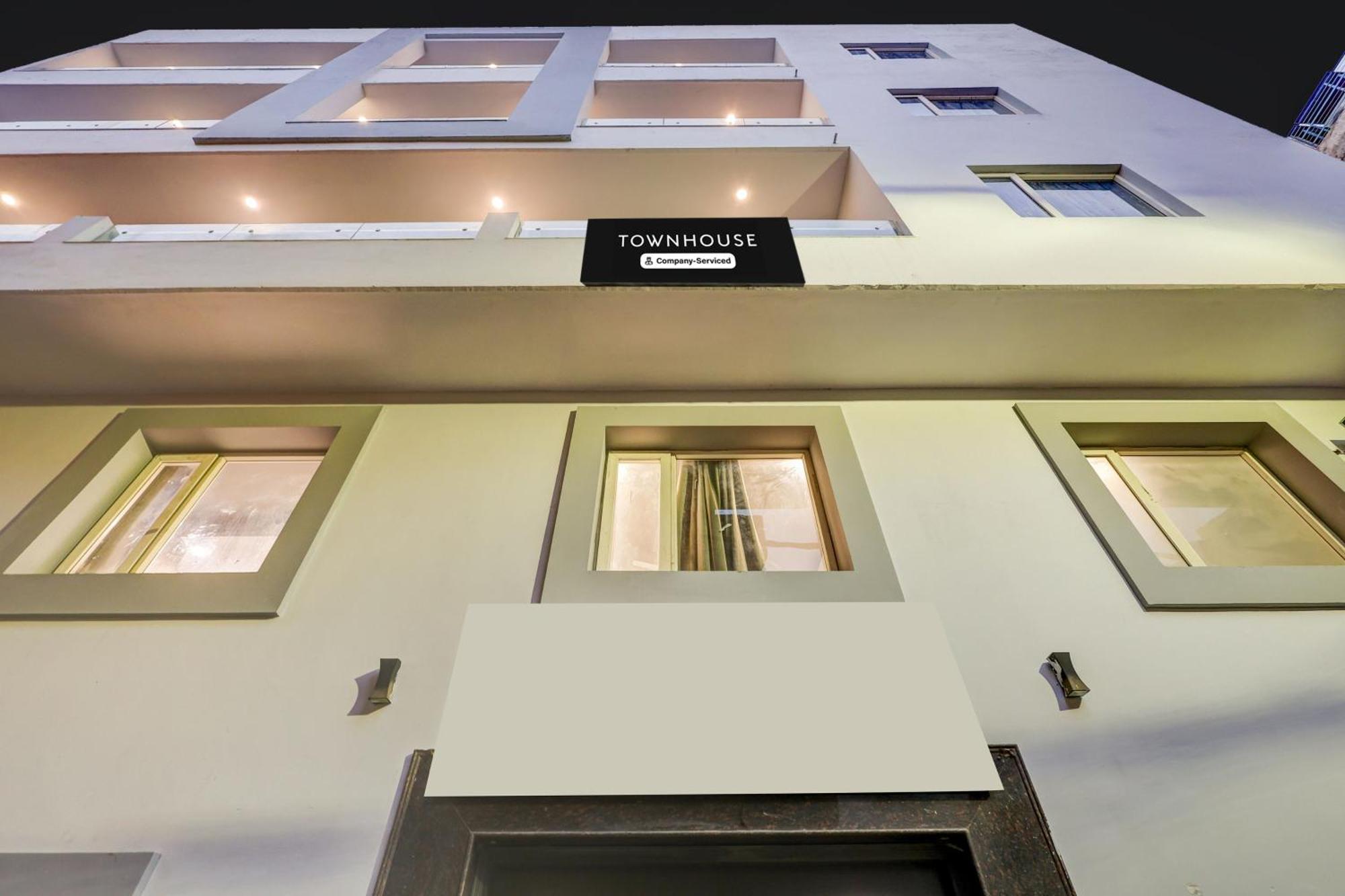 Super Collection O Shalimar Bagh Hotell Delhi  Exteriör bild